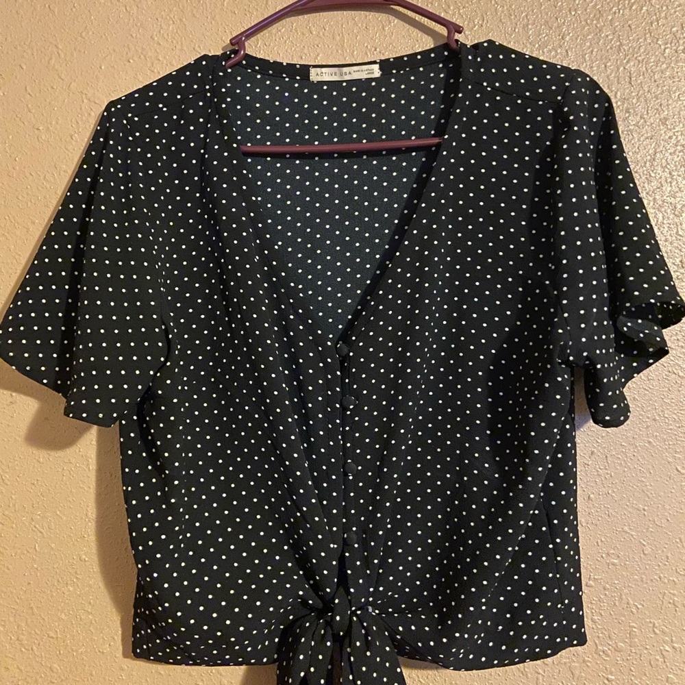 Summer black polka dot button up top !!
